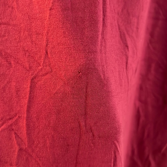 BUNDLE! Three Old Navy Tank Tops - Picture 3 of 10